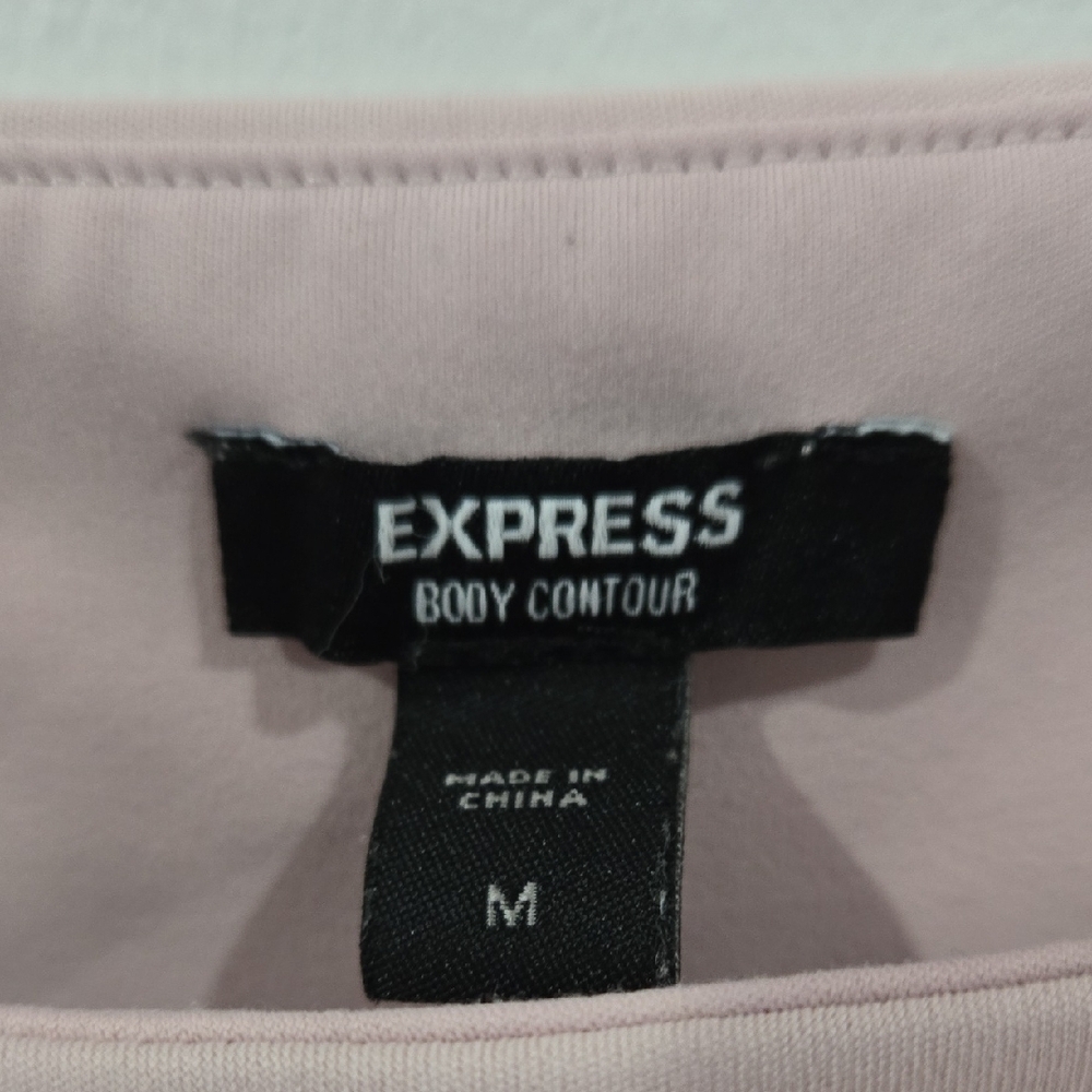 Express Light Pink Short Sleeve Crop Top - Picture 2 of 7